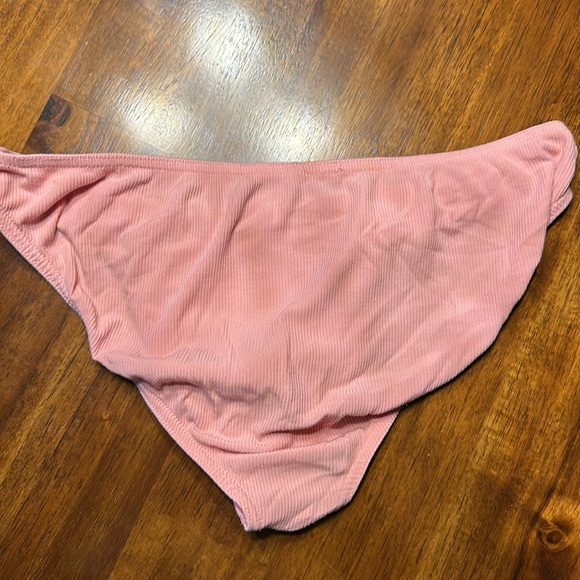 2xist Ribbed Bikini - Picture 3 of 3